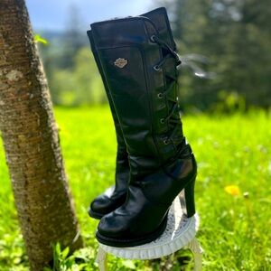 Harley-Davidson women’s boots ; size 6